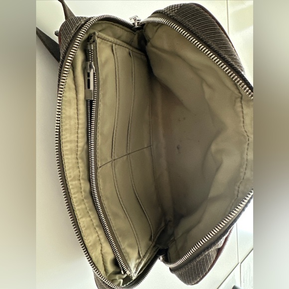 Authentic Louis Vuitton Damier Geant Acrobat Waist Bag Terre (COA Included) - Picture 11 of 15